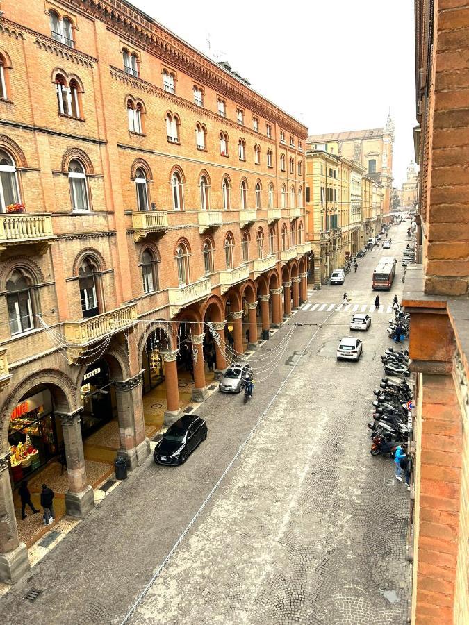 Suite In The Center Of Bologna Luaran gambar